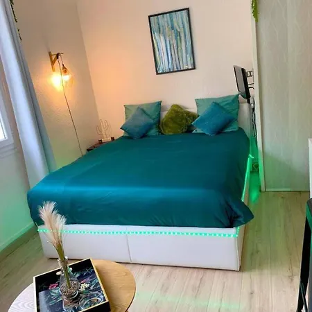 Διαμέρισμα Studio Near Parking With Wifi Center *
